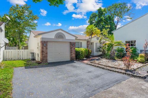 14680 N Beckley Sq, Davie, FL, 33325-3068 | Card Image