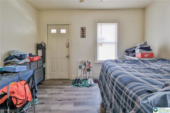 922 Spruce St, House other with 3 bedrooms, 1 bathrooms and null parking in EASTON PA | Image 5