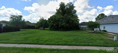 2304 Waterbury Pond Court, Springfield, IL, 62712 | Card Image