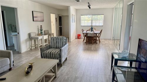 203-7880 Palm Aire Ln, Sarasota, FL, 34243-3734 | Card Image