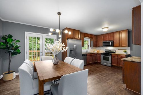 2521 Whites Mill Ln, Decatur, GA, 30032-6320 | Card Image