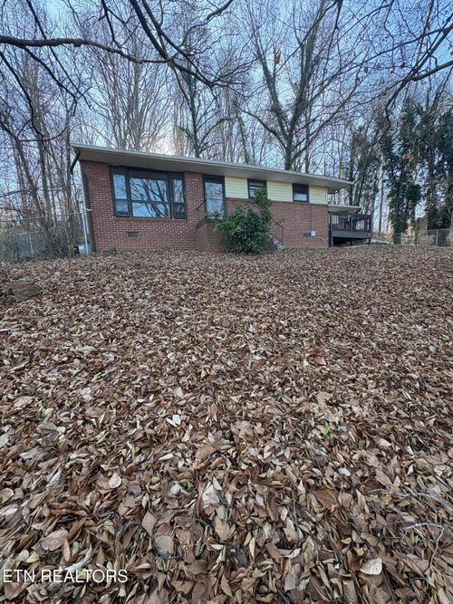 5008 Skyview Dr, Knoxville, TN, 37917-2168 | Card Image