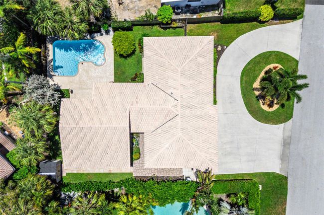2642 Ne 26 Th Ter, House other with 4 bedrooms, 2 bathrooms and null parking in Lighthouse Point FL | Image 43