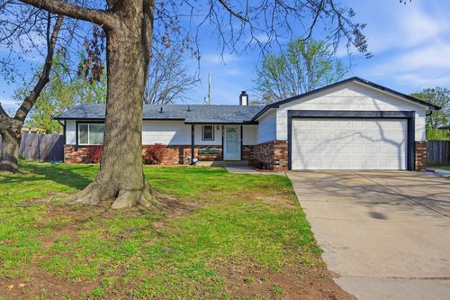 1673 N Timothy Ln, Wichita, KS, 67212-1587 | Card Image