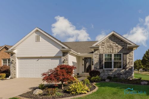 7342 Harbour Light Ct, Maumee, OH, 43537-8682 | Card Image