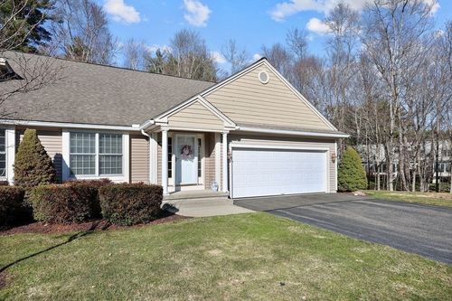 300-300 Pinehurst Dr, East Longmeadow, MA, 01028-3068 | Card Image