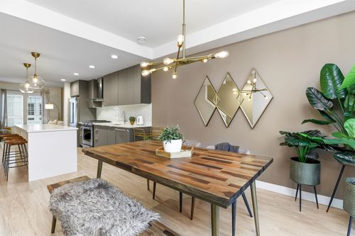 2126 St Johns St, Port Moody, BC, V3H0J5 | Card Image