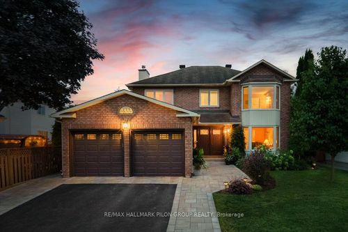 {{alt}} | Card Image