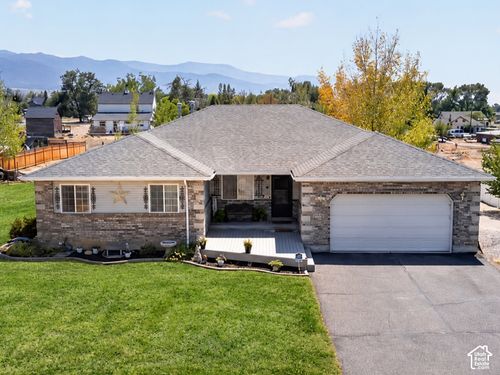 170 E 400 N, Mt Pleasant, UT, 84647-1203 | Card Image