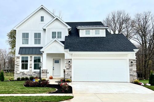 32811 Nature View Dr, New Carlisle, IN, 46552 | Card Image