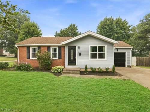4340 Maureen Dr, Youngstown, OH, 44511-1016 | Card Image