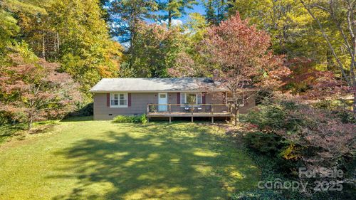 172 Timberlane Dr, Etowah, NC, 28729-9794 | Card Image