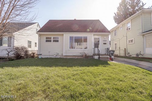 4202 Lyman Ave, Toledo, OH, 43612-1552 | Card Image