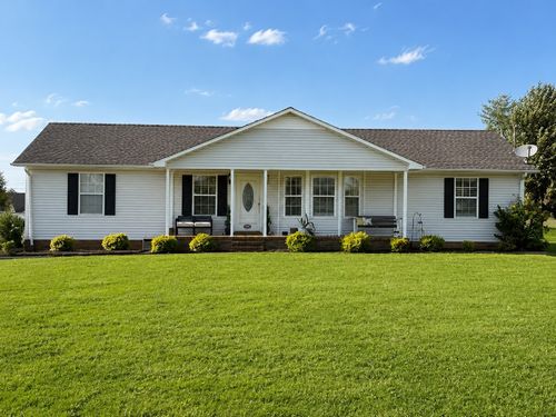 1325 Horseshoe Dr, Lewisburg, TN, 37091-6907 | Card Image