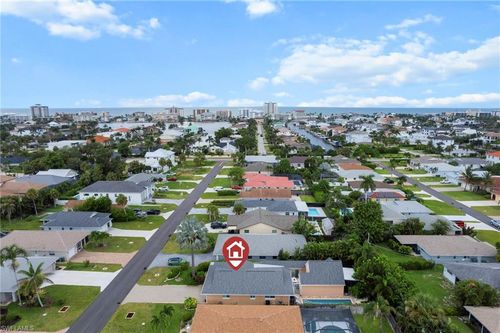 533 98th Ave N, Naples, FL, 34108-2219 | Card Image