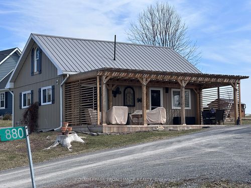 880 N Big Island Rd, Demorestville, ON, K0K1W0 | Card Image
