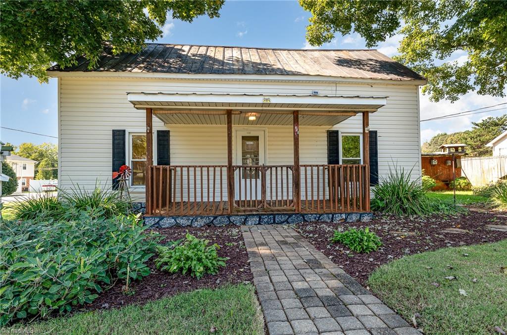 Blueberry Ln, Saint Paul, MN 55123
