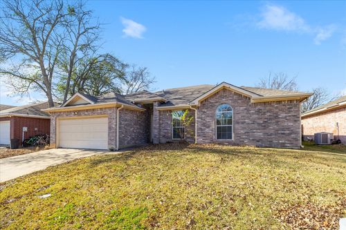 334 River Oaks Ln, Canton, TX, 75103-1140 | Card Image