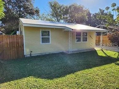 2011 11th St W, BRADENTON, FL, 34205-7642 | Card Image