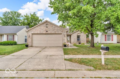 3 Ashwood Cir, Brownsburg, IN, 46112-1453 | Card Image