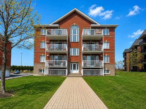 119 Av De Dompierre, Candiac, QC, J5R6P5 | Card Image