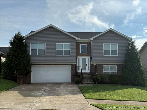 8718 Black Oak Dr, Charlestown, IN, 47111-0010 | Card Image