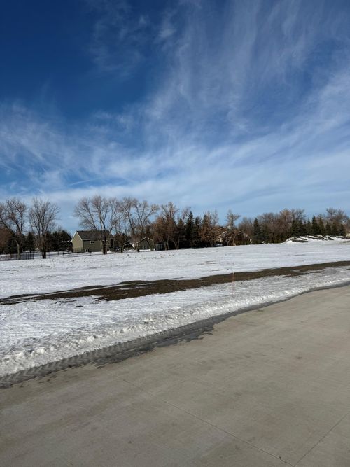 5579 31st Street S, Fargo, ND, 58104 | Card Image