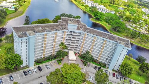 104-3010 N Course Dr, Pompano Beach, FL, 33069-3360 | Card Image