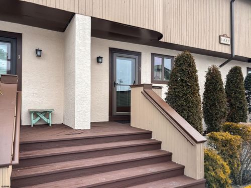 3-3 Spinnaker Ct, Ocean City, NJ, 08226-2129 | Card Image