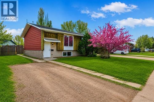2723 47 Avenue Close, Lloydminster, SK, S9V | Card Image