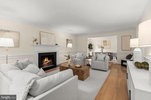 5512 Uppingham St, CHEVY CHASE, MD, 20815-5508 | Card Image