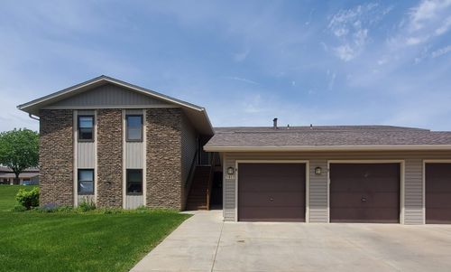 unit-d-5815 Wilshire Ct, Hanover Park, IL, 60133-0937 | Card Image