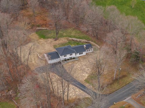 52 Curtis Rd, Bridgewater, CT, 06752-1204 | Card Image