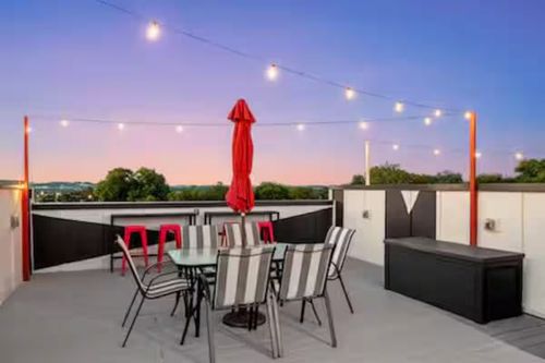 2723 Alameda St, Nashville, TN, 37208-2821 | Card Image
