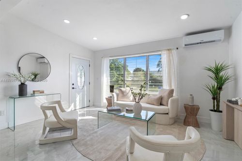 4041 Ne 15th Ter, Pompano Beach, FL, 33064-6001 | Card Image