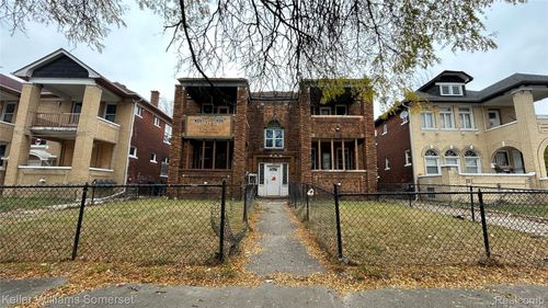 3230 Richton St, Detroit, MI, 48206-1004 | Card Image