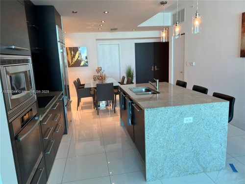 apt-3408-900 Biscayne Blvd, Miami, FL, 33132-1568 | Card Image