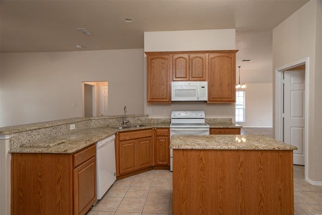 302 Howard Way Dr, House other with 4 bedrooms, 2 bathrooms and null parking in Aledo TX | Image 17