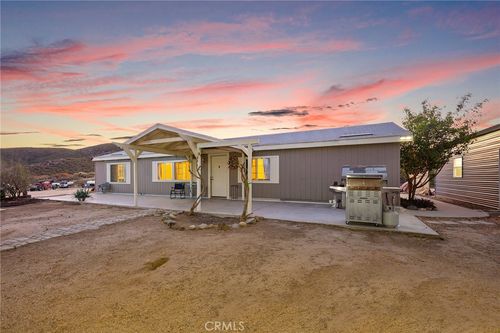 40399 Denise Rd, Hemet, CA, 92544-9094 | Card Image