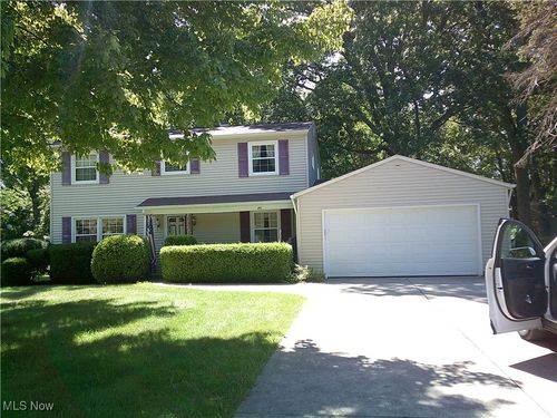 2775 Shady Lake Dr, Vermilion, OH, 44089-2538 | Card Image