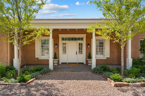 unit-h-918-H Acequia Madre, Santa Fe, NM, 87505-2886 | Card Image