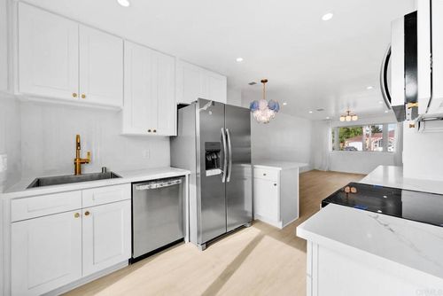 1226 8th St, Imperial Beach, CA, 91932-3308 | Card Image