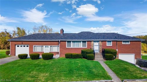 162 Locust Ln, Follansbee, WV, 26037-1624 | Card Image