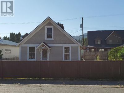 132 Halliford Ave, House other with 2 bedrooms, 2 bathrooms and 1 parking in Princeton BC | Image 2