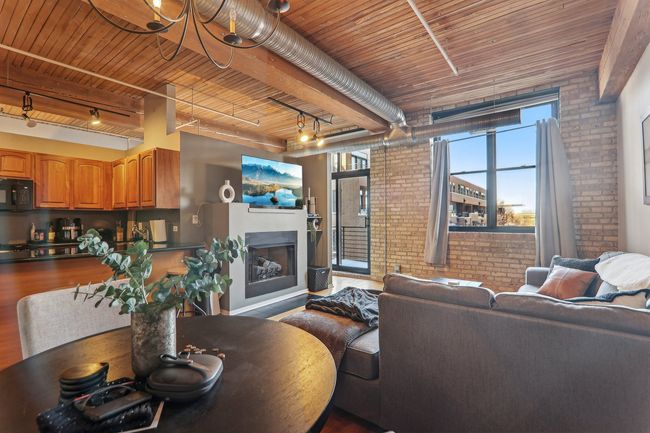 APT-207 - 2911 N Western Ave, Condo with 2 bedrooms, 2 bathrooms and 1 parking in CHICAGO IL | Image 10