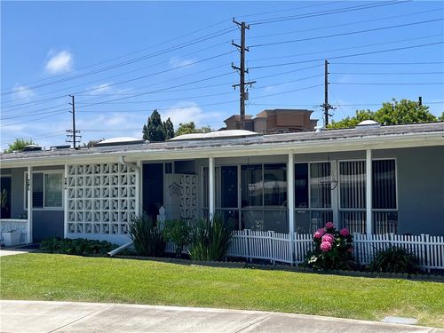 14001 Thunderbird Dr, Seal Beach, CA, 90740-5367 | Card Image