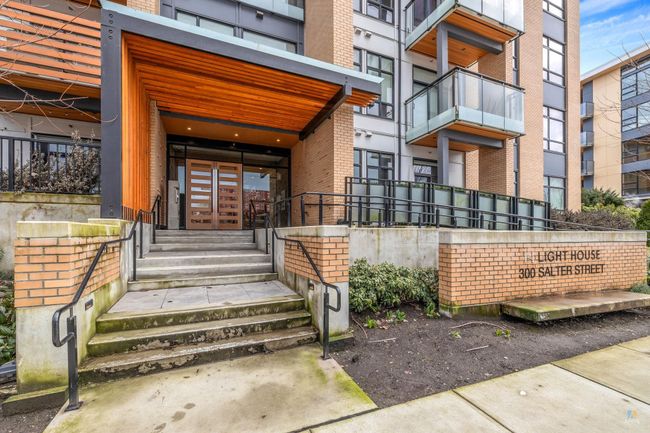 301 - 300 Salter Street, Condo with 1 bedrooms, 1 bathrooms and 1 parking in New Westminster BC | Image 3