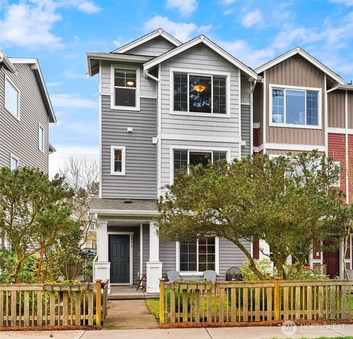 6576 High Point Dr Sw, Seattle, WA, 98126-3174 | Card Image