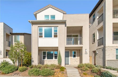 423 Flycatcher, Irvine, CA, 92618-5947 | Card Image