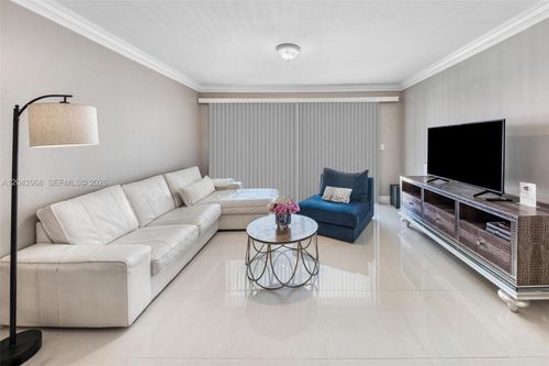 411-2097 S Ocean Dr, Hallandale Beach, FL, 33009-6620 | Card Image